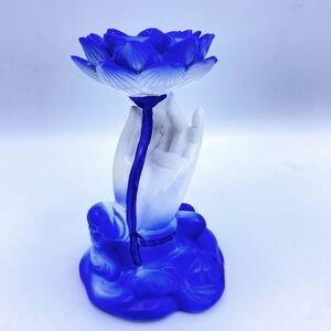 Blue And White resin lotus‎ flower sphere stand